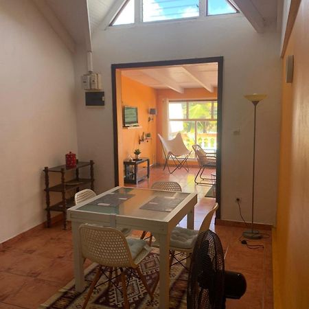 Ferienwohnung Chez Lulu Les Abymes Exterior foto